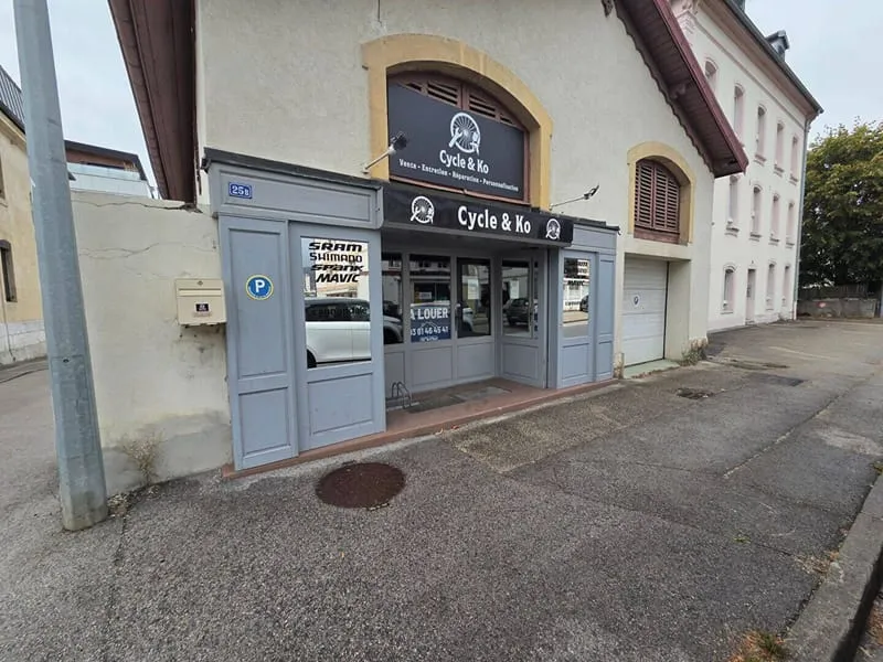 Photo 1