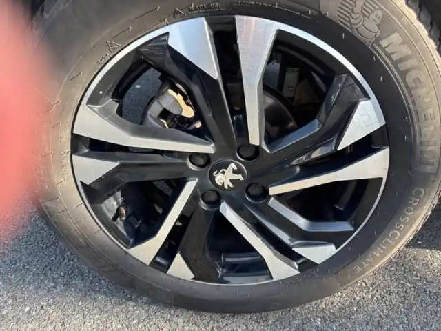 Peugeot 2008 bluehdi 130 s&amp;s eat8 — photo 23