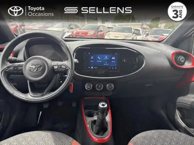 Toyota Aygo X 1.0 vvt-i 72ch design my24 — photo 8