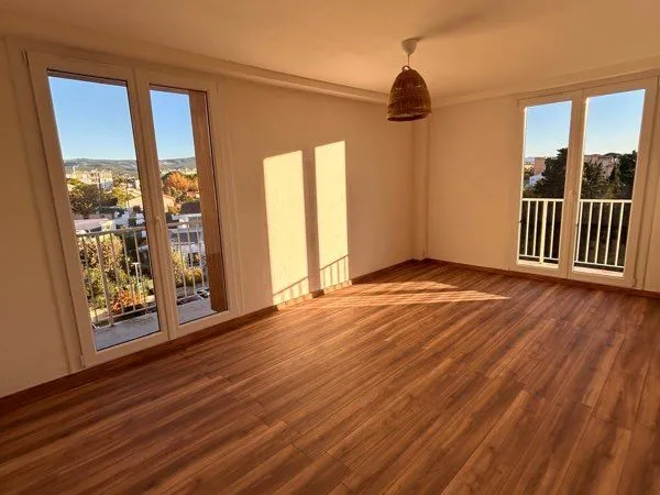 Appartement T5 - vue sur mer