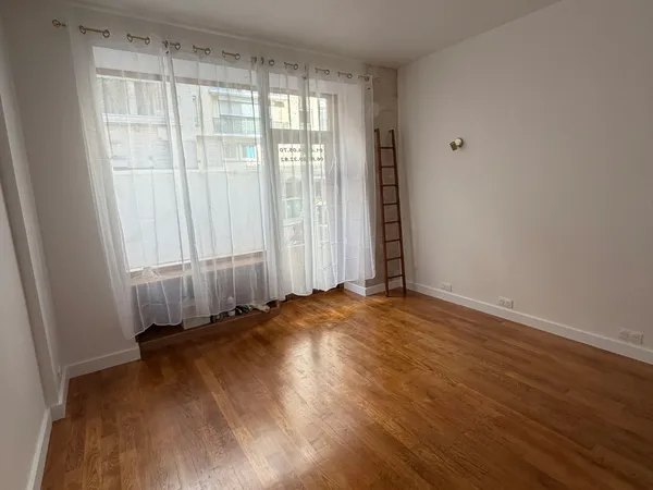 Vends local commercial - 25m²