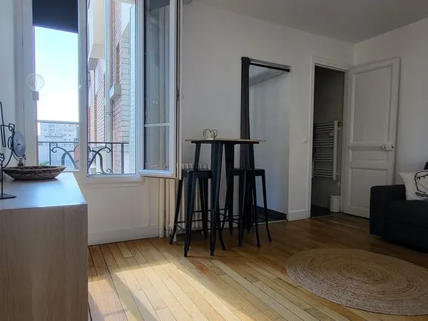 Location studio meublé à St-Ouen