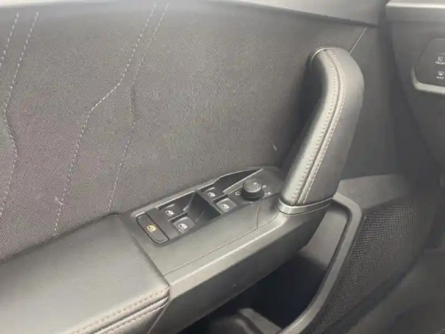 Cupra Leon 2.0 tdi 150ch v dsg7 — photo 12