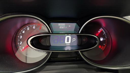 Renault Clio 1.6 Turbo 220 EDC6 - RS Trophy – 2016 – 90500 km – Essence – Boîte Automatique — photo 14