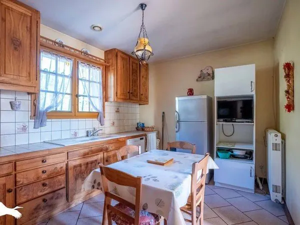 Maison 5 pièces 184 m²