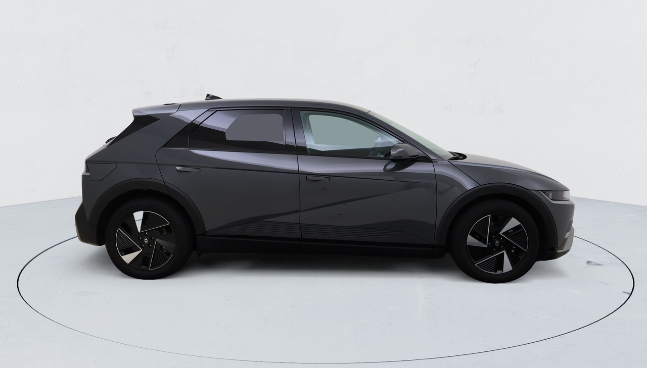 Hyundai Ioniq 5 — photo 9