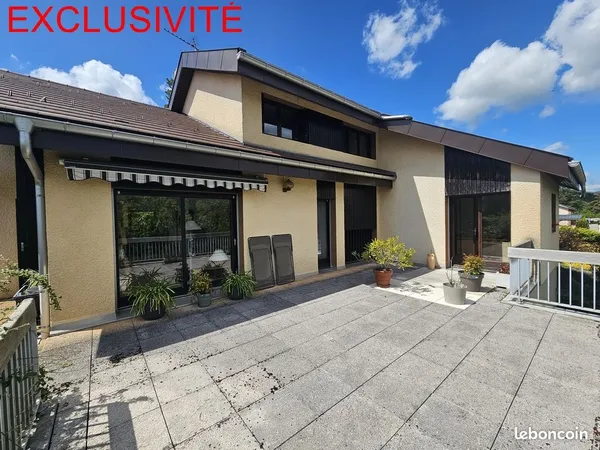 Maison 5 pièces 154 m²