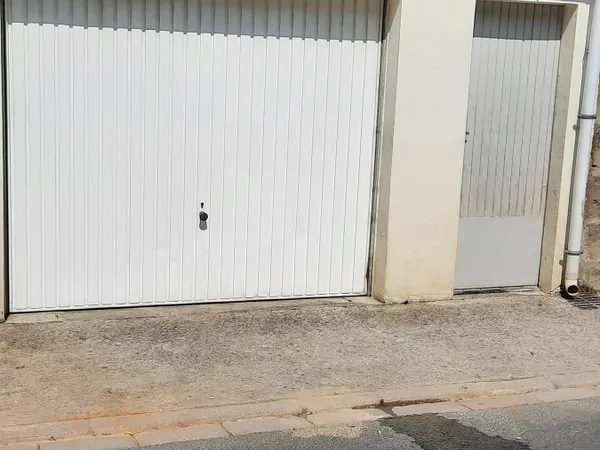 Loue parking