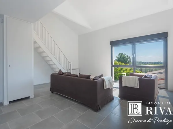 APPARTEMENT FAMILIAL DUPLEX - 134 M2 - 5 CH - LYCEE A PIED