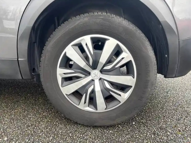 Peugeot 2008 puretech 100 s&amp;s bvm6 — photo 33