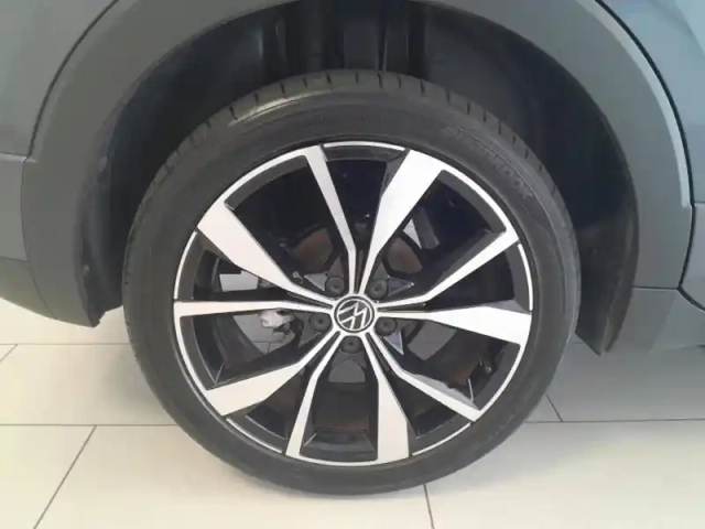 Volkswagen T-Cross 1.0 tsi 116ch r-line edition dsg7 — photo 11