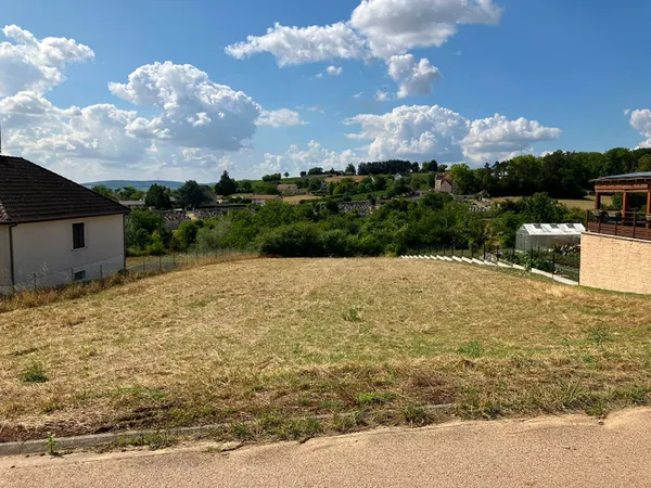 POUILLY-SUR-LOIRE ? TERRAIN CONSTRUCTIBLE AVEC CERTIFICAT D'URBANISME