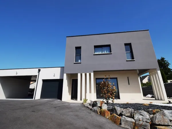 Maison 6 pièces 161 m²