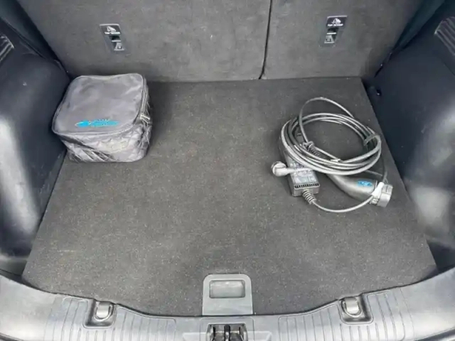 Ford Kuga 2.5 duratec 225ch phev st-line business bva — photo 9