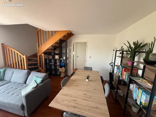 Appartement T4 Duplex 85 m² 3 chambres + 2 parking ext