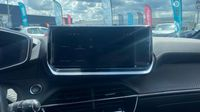 Peugeot 208 1.2 Hybrid 100ch GT e-DCS6 — photo 29