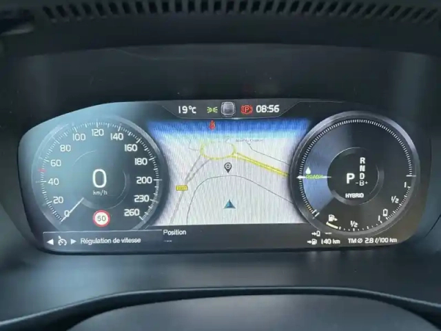 Volvo Xc40 t5 recharge 180+82 ch dct7 — photo 6