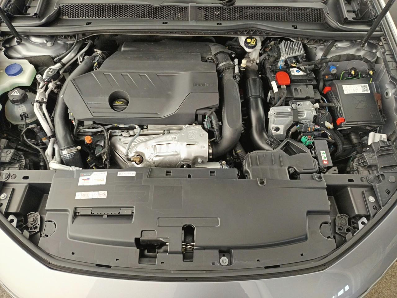Peugeot 508 sw hybrid 225 e-eat8 gt — photo 14