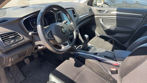 Renault Megane 1.2 TCe 130 Energy - GT Line – 2018 – 99525 km – Essence – Boîte Manuelle — photo 13