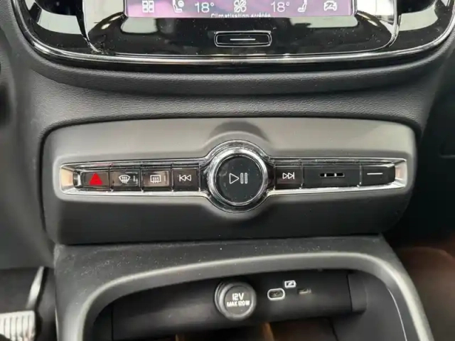 Volvo Xc40 b3 163 ch dct7 ultra — photo 15