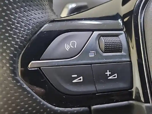 Peugeot 3008 puretech 130ch s&amp;s eat8 — photo 29