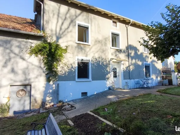 Maison 8 pièces 140 m²