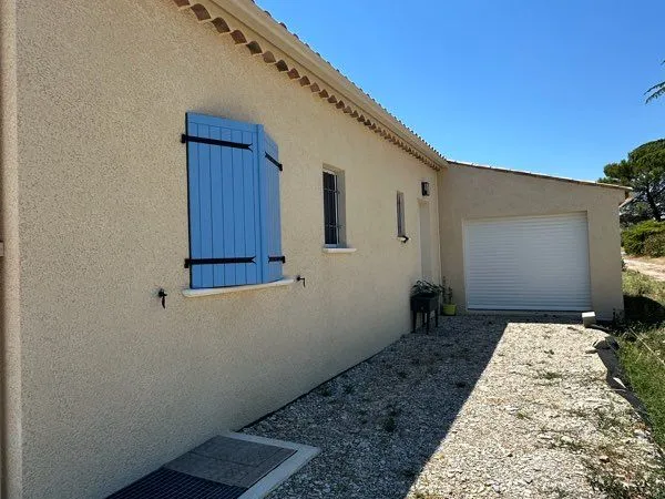 Maison récente plein pied