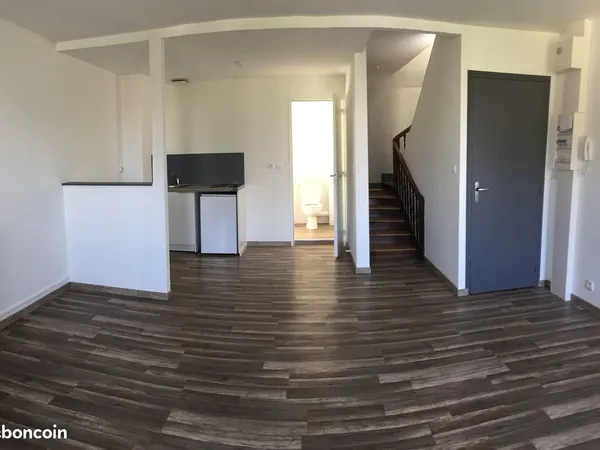 T3 Place de la Madelaine Duplex