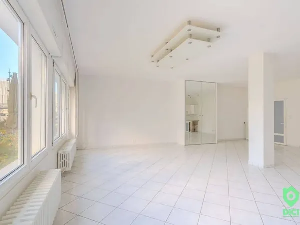 Appartement 3 pièces 81 m²