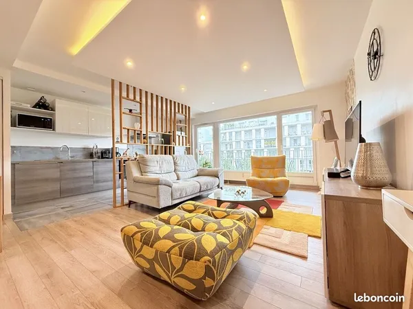 Reims Boulevard de la Paix Bel Appartement 4 pieces 69,78m2 garage