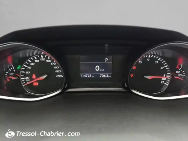 Peugeot 308 sw 1.2 puretech 130ch s&amp;s eat6 féline — photo 21