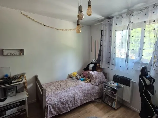 Chambre meublée chez l'habitant