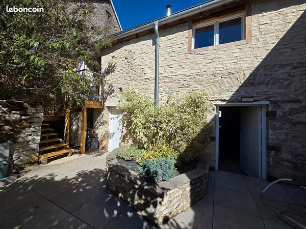 Maison 8 pièces 200 m²