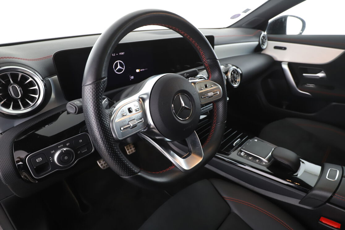 Mercedes-Benz CLA 250 e AMG Line 8G-DCT — photo 10
