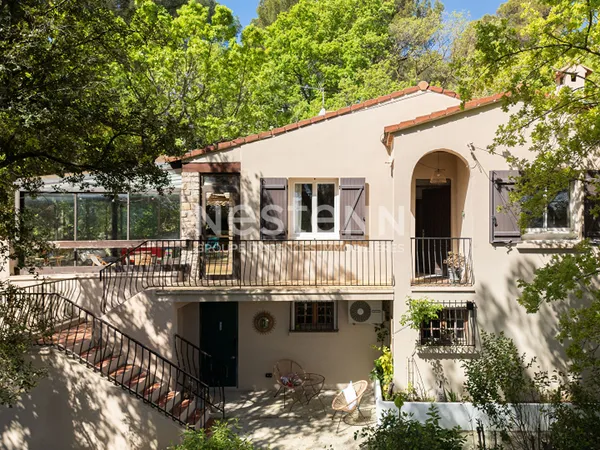 Maison Bouc Bel Air 7 pièce(s) 170 m2 environ, 4 chambres, un appartement indépendant, garage, vue d