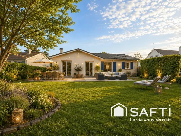 Maison de plain-pied de 135 m2, 3 chambres, terrain de 916 m2