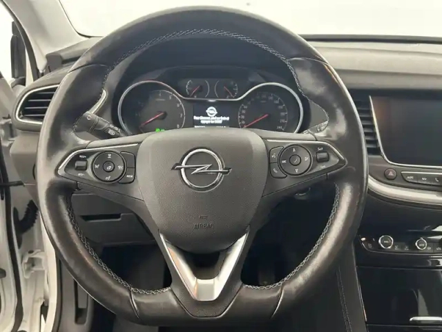 Opel Grandland X 1.5 diesel 130 ch bva8 — photo 24