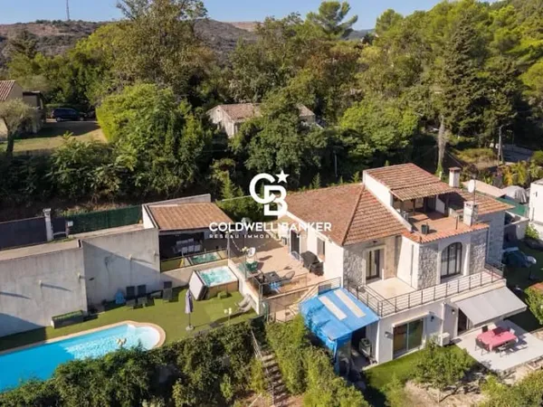 Maison 7 pièces 193 m²