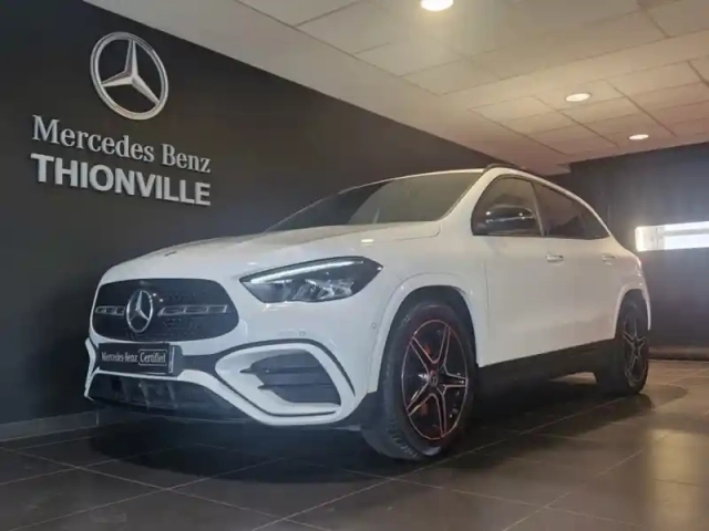 Mercedes Gla 200 d amg line — photo 24