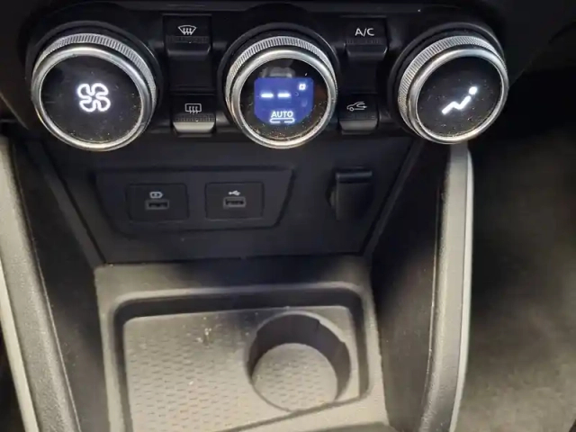 Dacia Duster tce 130 4x2 — photo 33