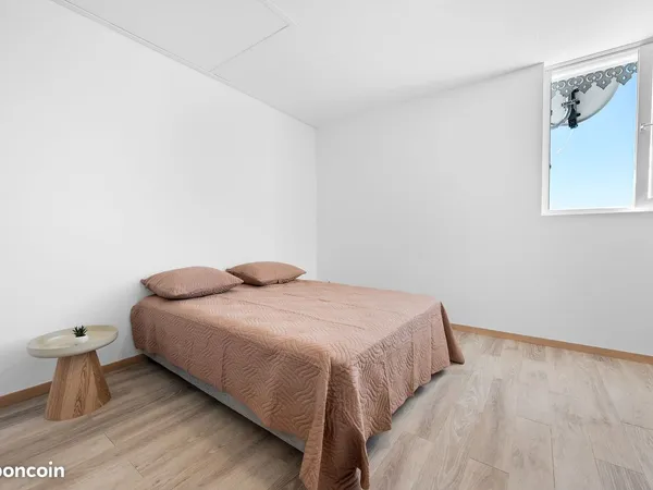 Chambre en colocation SAINTE SUZANNE 580
