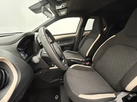 Toyota Aygo 1.0 vvt-i 72 design