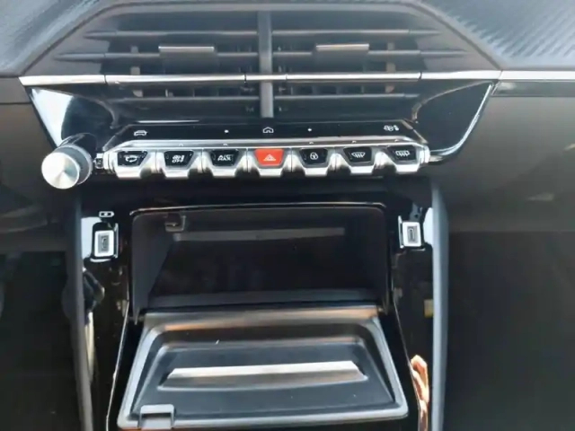 Peugeot 2008 100 s&amp;s bvm6 — photo 42
