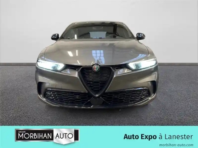Alfa Romeo Tonale 1.5 hybrid 130 ch tct7 — photo 40
