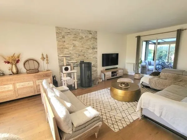 Maison 5 pièces 164 m²