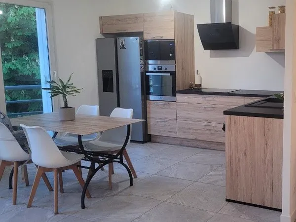 Appartement 3 pièces 66.5m² avec balcon et garage