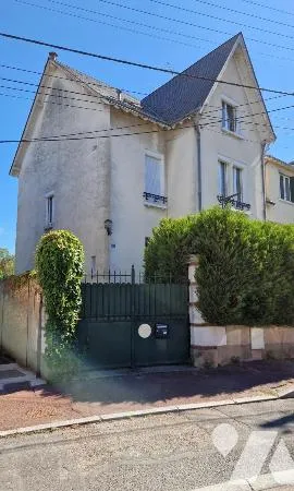 Maison 6 pièces 136 m²