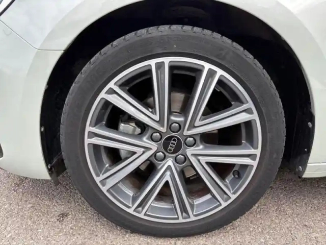 Audi A1 sportback 30 tfsi 110ch advanced s tronic 7 — photo 10
