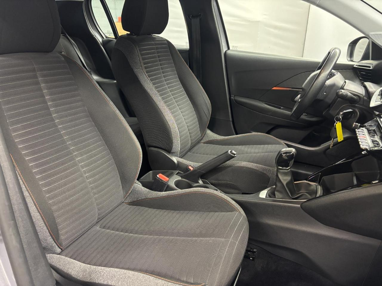 Peugeot 208 business puretech 75 s&s bvm5 active business — photo 11