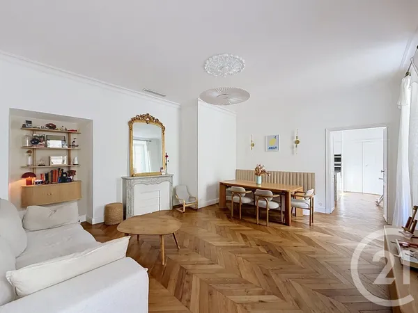 Appartement 4 pièces 111 m²